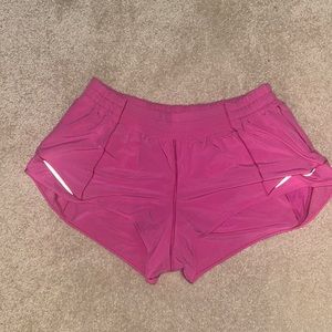 Lululemon Hotty Hot LR 2.5” Sonic pink size 12